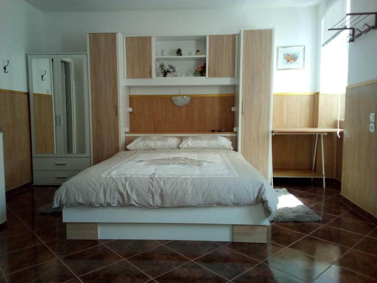 דירות ספליט Apartman Dario מראה חיצוני תמונה