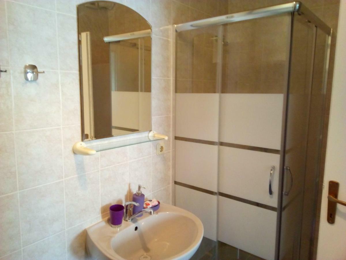 דירות ספליט Apartman Dario מראה חיצוני תמונה